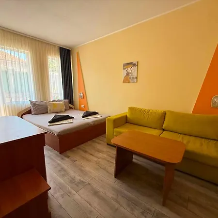 Guest house Napoli Ravda