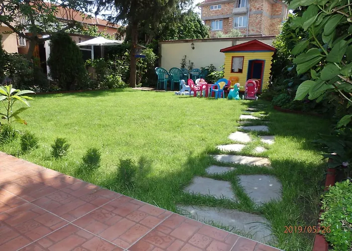 Къща за гости Napoli Равда